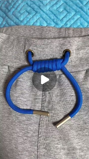 How To Tie Drawstring Pants, Drawstring Tie Ideas, How To Tie Drawstring Pants Hack, Drawstring Knots, Drawstring Hack, Draw Music, Trick Art, Best Knots, Survival Knots