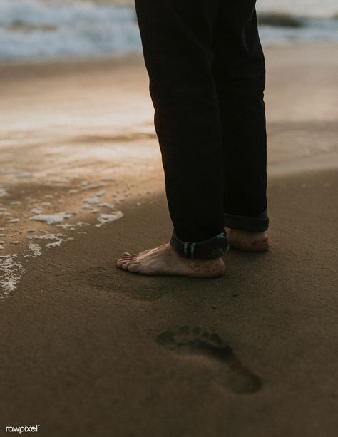 Man standing by the seaside | premium image by rawpixel.com #photography #photos Camera World, Blog Pictures, Man Standing, Man Images, Photography Poses For Men, Model Release, Poses For Men, Beach Photos, How To Take Photos