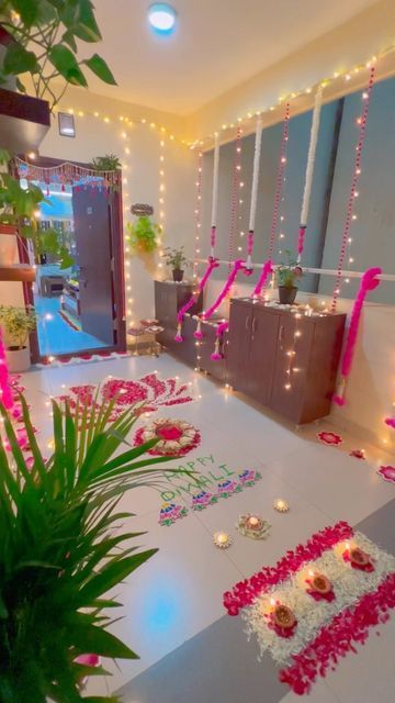 Home Entrance Decoration Diwali, Diwali Corridor Decoration, Balcony Decoration For Diwali, Diwali Decor With Flowers, Latest Diwali Decoration Ideas, Laxmi Poojan Diwali Decoration, Home Diwali Decoration, Diwali Light Decorations At Home, Diwali Mandir Decoration Ideas At Home