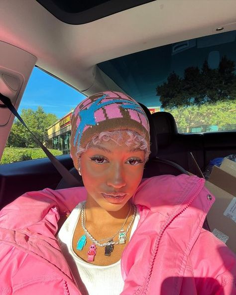 Princess Cherry 👑 on Instagram: "pink puffa 💗" Short Hair Beanie, Captain Hat Outfit, Necklace Combo, Hat Outfit, Very Short Hair, Outfits With Hats, Pretty Face, Pretty Woman, Festival Captain Hat