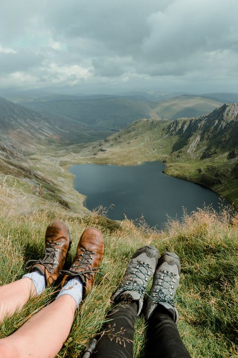 Snowdonia, Summer Hiking Boots, Spring Camping, Best Hiking Shoes, Protect Nature, Summer Hiking, Camping Aesthetic, Outdoor Photographer, Hiking Aesthetic