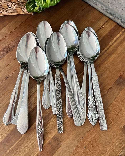 Mismatched Dishware, Silverware Aesthetic, Mismatched Cutlery, Spoons Aesthetic, Mismatched Mugs, Fun Silverware, Mismatched Silverware, Mismatched Dishes, Cafe Layout