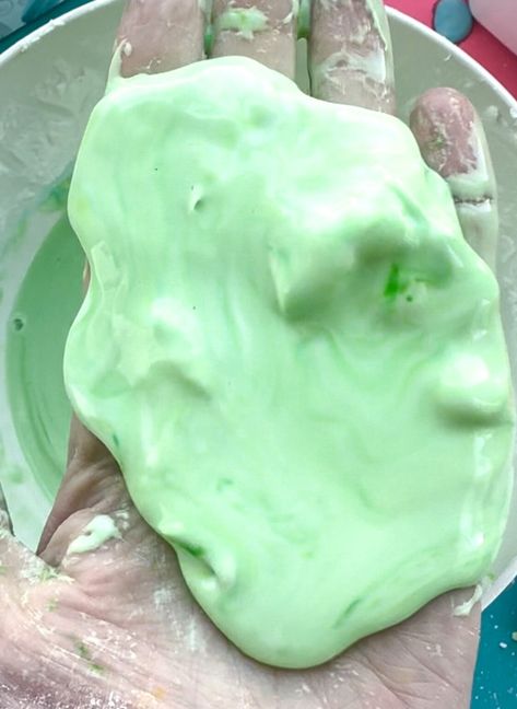 How to Make Oobleck (2024) - ABCDee Learning Oobleck Recipe, How To Make Oobleck, Toddler Busy Bags, Seasonal Printables, Writing Printables, Sensory Activity, White Tray, Learn Crafts, Busy Bags