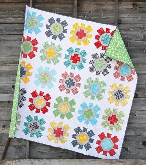 Spin Cycle | Cluck Cluck Sew Hst Quilt Patterns Layout, Hst Quilt Patterns, Hst Quilt, Fun Quilts, Cluck Cluck Sew, Quilt Modernen, Quilt Sewing Patterns, Pdf Quilt Pattern, Spin Cycle