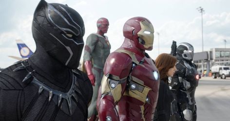 Team Iron Man Civil Wars, Marvel Cinematic Universe Timeline, Team Iron Man, Marvel Movies In Order, Avengers Team, Joe Russo, Film Netflix, Avengers 2012, Civil Wars