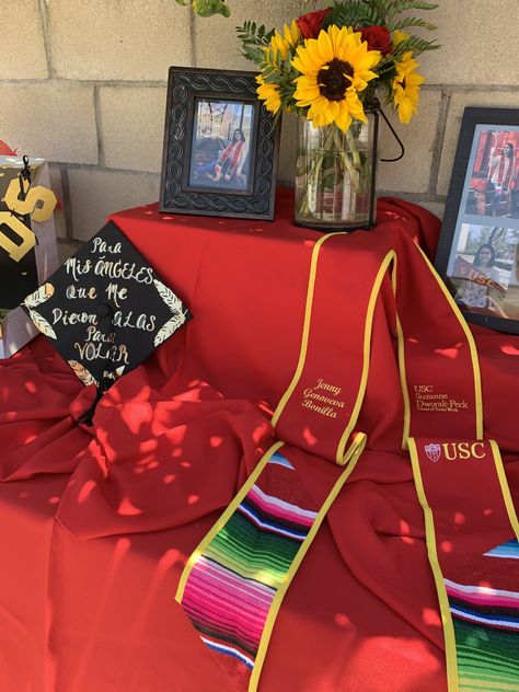 Red And Yellow Graduation Party Ideas, Usc Graduation Party, Usc Party, Red And Gold Graduation Party Ideas, Usc Graduation, Usc Graduation Party Ideas, Red Graduation Party, Black And Red Graduation Party Ideas, Red And Black Graduation Party Ideas