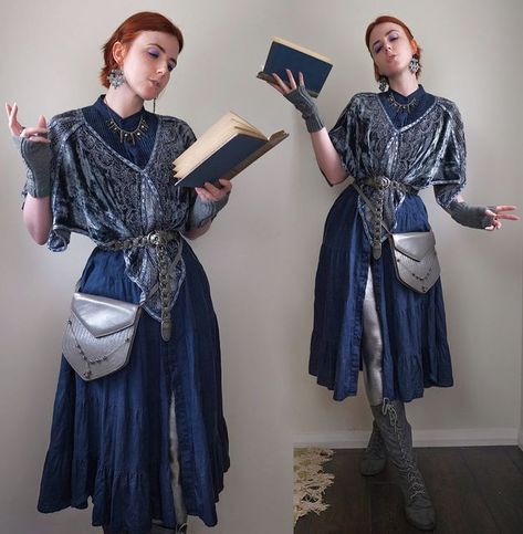 Modern Steampunk Outfits, Blue Renfaire Outfit, Mage Fantasy Outfit, Cold Fantasy Clothes, Mage Outfit Drawing, Dragon Age Outfits, Blue And Blue Outfit, Casual Wizard Outfit, Fantasy Style Outfits