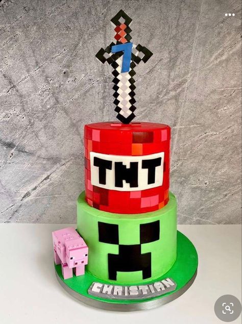 Minecraft Cake Designs, Minecraft Birthday Party Ideas, Minecraft Bday, Birthday Cupcakes Boy, Minecraft Party Decorations, Cake Designs For Boy, Minecraft Birthday Cake, Kids Birthday Party Food, Kids Party Planning