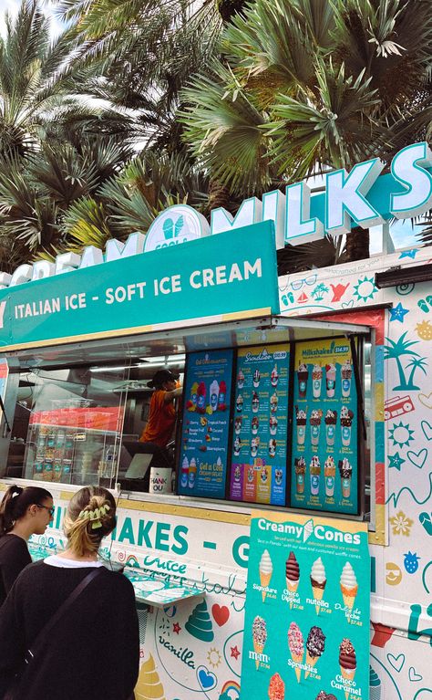 Ice Cream Stand Aesthetic, Soft Serve Ice Cream Aesthetic, Ice Cream Truck Aesthetic, Soft Serve Ice Cream Shop, Ice Cream Kiosk Design, Ice Cream Shop Interior Design, Ice Cream Shop Aesthetic, Ice Cream Booth, Softy Ice Cream