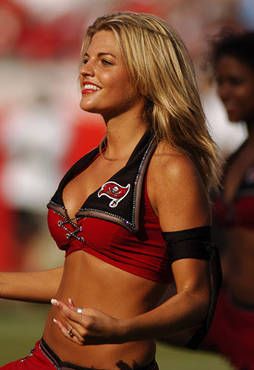 Fine Buccaneers Cheerleaders, The Cheerleaders, Edith Gonzalez, Ice Girls, Cute Cheerleaders, Football Cheerleaders, Cheerleader Girl, Cheer Girl, Dallas Cowboys Cheerleaders