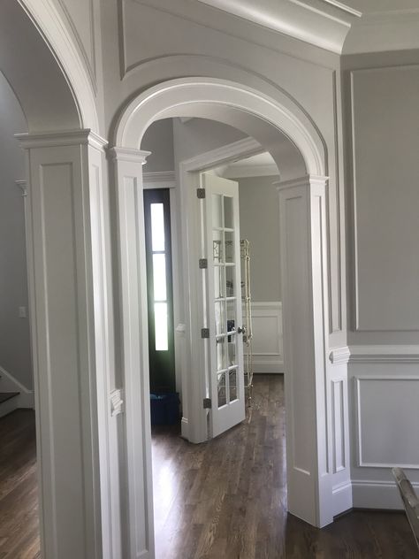 Wainscoting Arched Doorway, Arch Panelling, Arched Crown Molding, Crown Molding On Arches, How To Make A Square Window Look Arched, Archway Moulding, Arch Trim, Arch Moulding, Arch Panelling Design