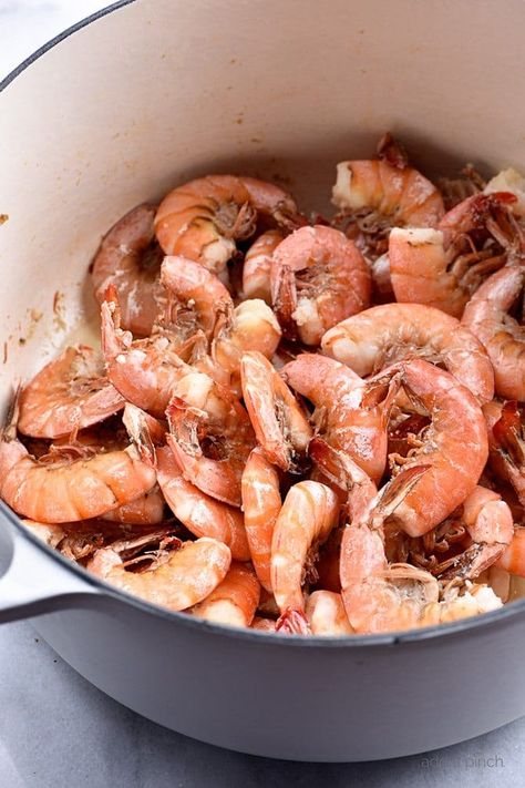 Boiled Shrimp Recipes, Boiled Shrimp Recipe, Cajun Shrimp Boil Recipe, Cajun Shrimp Boil, Shrimp And Crab Boil, Boiled Shrimp, Shrimp Boil Recipe, Spicy Shrimp Recipes, Seafood Boil Recipes