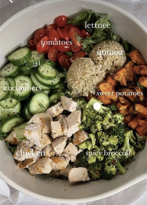 Plats Healthy, Healthy Lunch Snacks, Healthy Food Inspiration, Resep Diet, Easy Healthy Meal Prep, Healthy Food Dishes, Makanan Diet, Healthy Lifestyle Food, Healthy Food Motivation