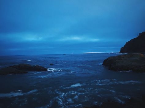 Blue Hour Landscape, Blue Hour Background, Blue Hour Ocean, Blue Hour Beach, Blue Hour Aesthetic, Blue Hour Photography, Devon Beach, The Blue Hour, Night Swim