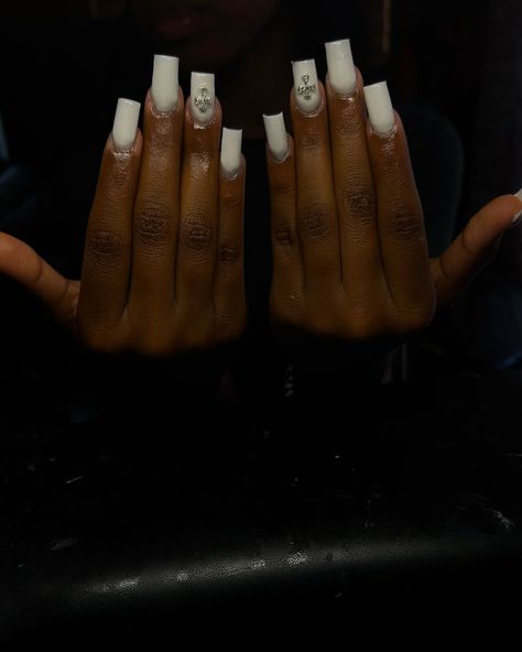 Basic white set with charm - - - - - - - #nailsnailsnails #nails #whitenails #explorepage #explore Basic White Nail Designs, Medium Length White Nails, White Nails With Charms, White Junk Nails, White Nail Set, Nails Basic, Nails Charms, Year Nails, Junk Nails