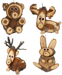 Go green and help save the environment with wildlife animals made out of natural wood and repurposed into loveable wood Christmas ornaments. Crafts Gift Ideas, Diy Crafts Gift, Wood Log Crafts, Wood Yard Art, Driftwood Art Diy, Save The Environment, Wooden Christmas Crafts, Driftwood Projects, Driftwood Wall Art