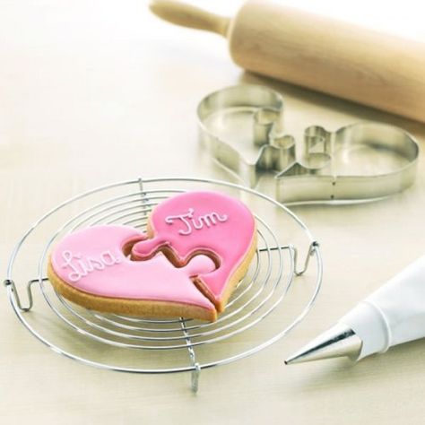 Heart Puzzle Sugar Cookies <3 Puzzle Cookies, Heart Shaped Cookie, Wedding Shower Cookies, Ballerina Cakes, Shaped Cookies, Heart Puzzle, Heart Shaped Cookies, Fancy Cookies, Shape Puzzles