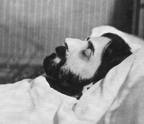 Man Ray, Writers And Poets, Marcel Proust, Post Mortem, Book Writer, Belle Photo, Visual Artist, Poets, Portrait Photographers