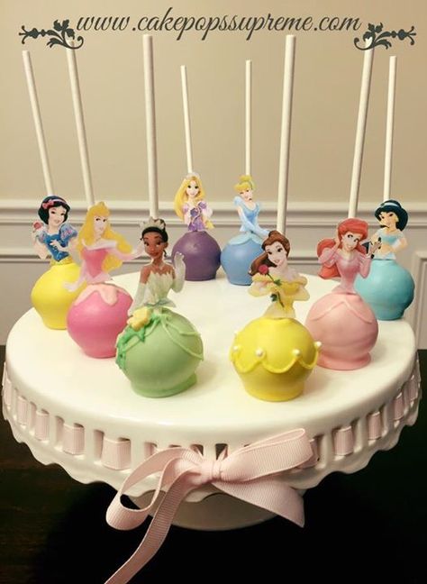 Princess cake pops Cake Pops Ideas, Princess Cake Pops, Disney Princess Cake, Disney Princess Birthday Party, Princess Theme Birthday, Cake Pop Decorating, Princess Theme Birthday Party, Birthday Cake Pops, Cake Pops How To Make