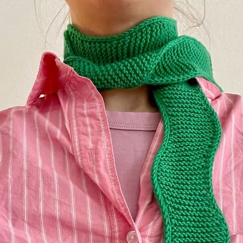 Helena Wieser I KNITTING PATTERNS on Instagram: "Sad but true: I lost my original green Wiggly Scarf. So sad about it. 😢 I don’t know how, it is pretty uncommon for me this to happen. Anyway, I am going to cast on a new green wiggly scarf. 💚It became one of my most-used essentials. I’ll keep you updated about the progress. So many other designs are in the making... You can find the pattern for wiggly scarf at my ravelry store, link in bio.  #knittingpattern #knitting #nevernotknitting #knitwhereyourare #ravelry #knittersofravelry #knitstagram #knittersgonnaknit #knitspiration #knittingslove #knit #knittersofinstagram #knittersgonnaknit #yarnlove #yarnaddict #handknit #instaknitters #modernknitting #contemporaryknitting #getyourkniton #knitwithme #wavyknitting #wavyknits #wigglyscarf" Modern Knitting, Green Scarf, To Cast, New Green, Yarn Crafts, I Don T Know, Fabric Art, Knit Scarf, Crochet Scarf