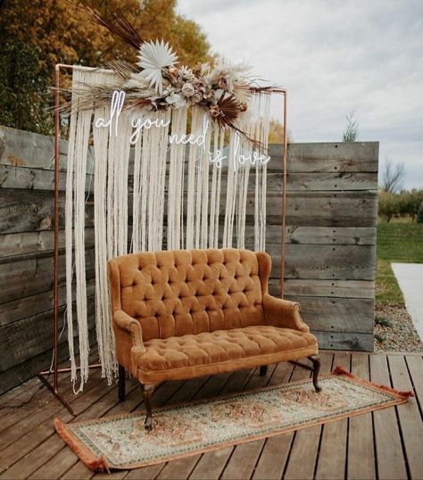 Boho Backdrop, Photo Backdrop Wedding, Wedding Photo Booth, Future Wedding Plans, Western Wedding, Wedding Rentals, Wedding Mood, Wedding Time, Wedding Deco