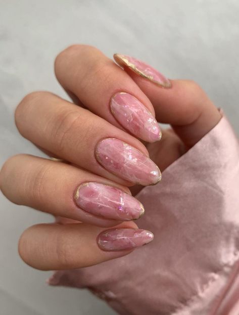 30 Marble Nails That Are Classy & Timeless Isabel May, Rose Quartz Nails, Short Pink Nails, Marble Nail Designs, Quartz Nail, Stylish Nails Designs, Cute Acrylic Nail Designs, Almond Nails Designs, Nail Idea