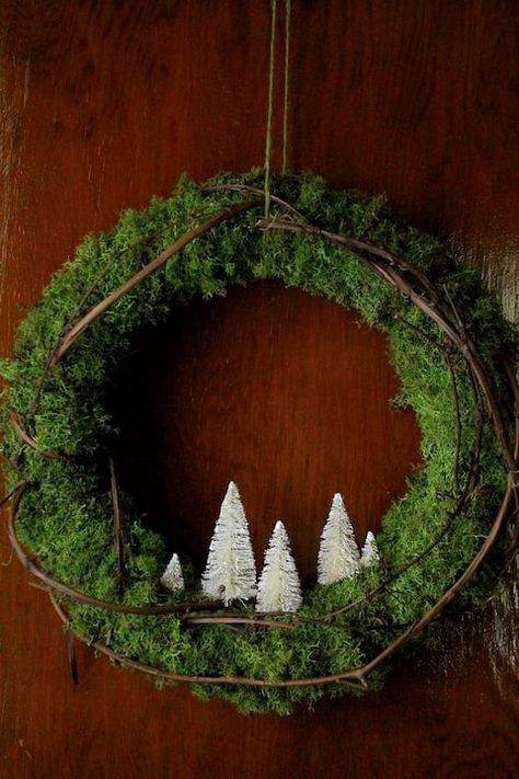 Julkransar Diy, Jul Diy, Wreath Ornaments, Mini Christmas Tree, Noel Christmas, Christmas Deco, Christmas Joy, Christmas Inspiration, Holiday Wreaths