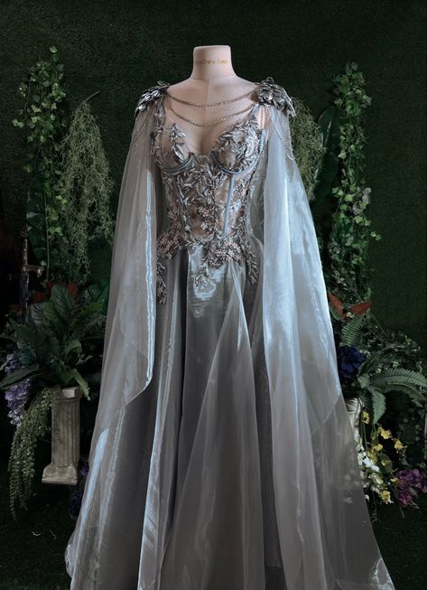 Medieval Wedding Dress Princesses, Viking Wedding Dress, Midevil Dress, Fae Dress, Gown Aesthetic, Elven Wedding Dress, Fantasy Ball, Medieval Wedding Dress, Queen Wedding Dress