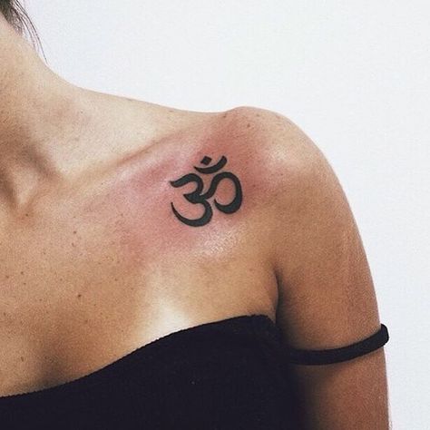 #om #aum #ohm Ohm Tattoo, Hindu Tattoos, Om Tattoo Design, Yoga Tattoos, Om Tattoo, Shiva Tattoo Design, Muster Tattoos, Shiva Tattoo, Religious Tattoos