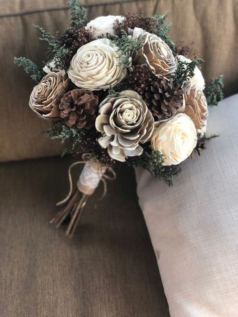 Cones Diy, Pine Cone Art, Pinecone Crafts, Rustic Wedding Bouquet, Winter Bouquet, Cone Crafts, Pine Cone Decorations, Cones Crafts, Pine Cone Crafts