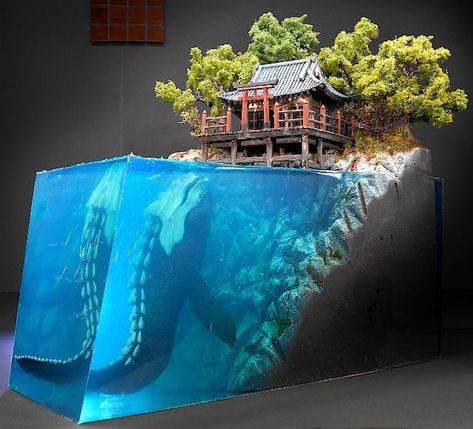 Miniature Koi Pond, Seni Resin, The Terror, Underwater Photos, Resin Sculpture, Epoxy Resin Art, Diy Resin Art, Sea Monsters, Japanese Artists