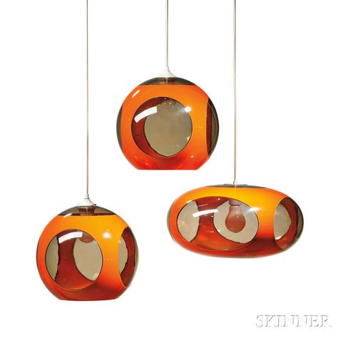 Three Luigi Colani (b. 1928) "UFO Space Age" Hanging Lamps 2830B, 55 | Skinner Auctioneers Space Age Interior, Space Age Furniture, 70s Interior Design, Luigi Colani, 70s Furniture, 70s Interior, Retro Interior Design, 70s Home, 70s Decor