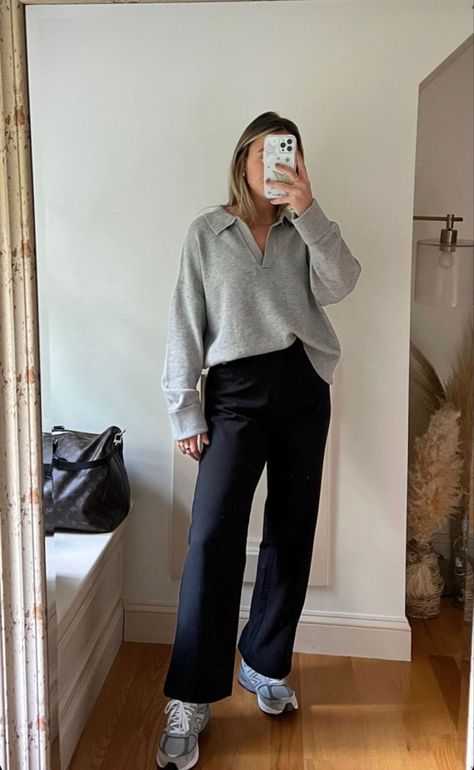 Simple Proffesional Outfit, Birkenstock Business Casual, Workwear Inspo Women, Scandi Fashion 2023, Comfortable Casual Outfits For Women, White Sneaker Work Outfits Women, Scandi Business Casual, Winter Casual Friday Work Outfits, Neutral Teacher Outfit