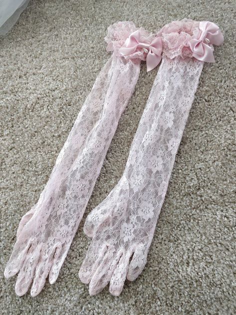 Aesthetic Mittens, Coquette Gloves, Pink Lace Gloves, Aesthetic Gloves, Princess Gloves, Gloves Aesthetic, Elegant Gloves, Pink Gloves, Princess Dress Up