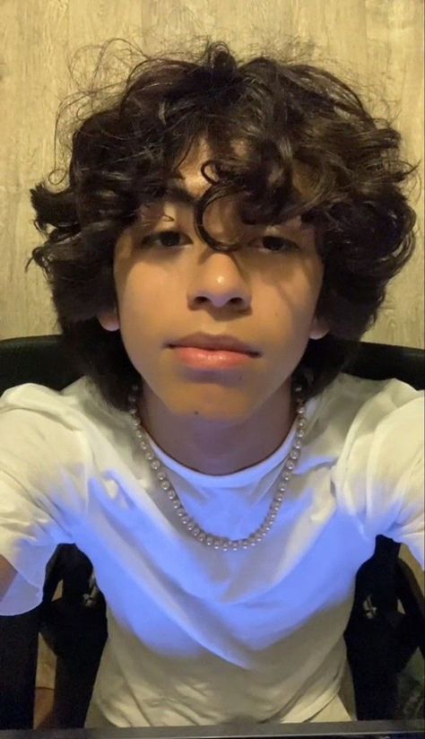 Curly Heads Men, Curlyheads Men, Lations Boys, Hispanic Curly Hair Boys, Mexicans With Curly Hair, Cute Mexican Guys With Curly Hair, Cute 13 Boys Curls, Mexican Curly Hair Boys, Hot Mexicans With Curly Hair