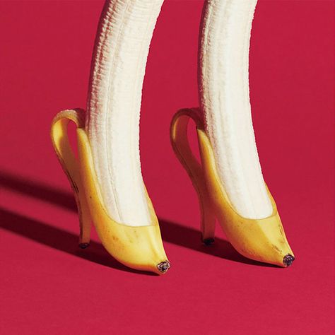 Wonderful Surreal Creations by Yuni Yoshida – Inspiration Grid | Design Inspiration #photo #photography #collage #art #artwork #inspirationgrid Beauty Fotografie, Dancer Poster, Banana Art, Publicidad Creativa, A Banana, Fruit Art, Food Humor, Creative Advertising, Pics Art