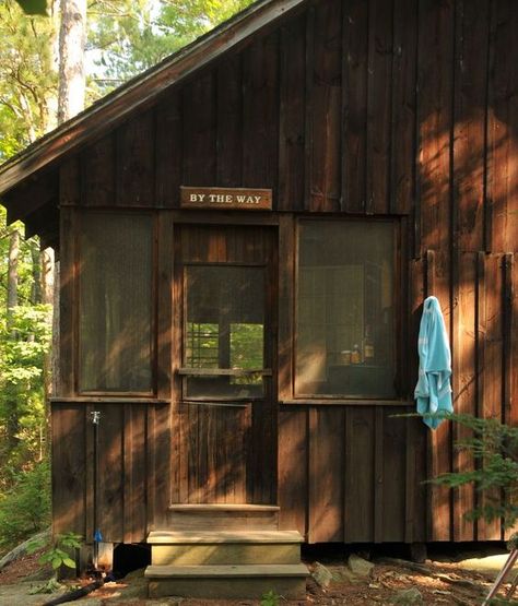 This looks just like the cabin we went up to each summer with grandma. Brings back memories. ~•✿•~~•✿•~ Summer Camp Aesthetic, San Myshuno, Between Two Worlds, Camping Aesthetic, Camp Vibes, Camp Counselor, Dipper Pines, Park Ranger, Camp Half Blood