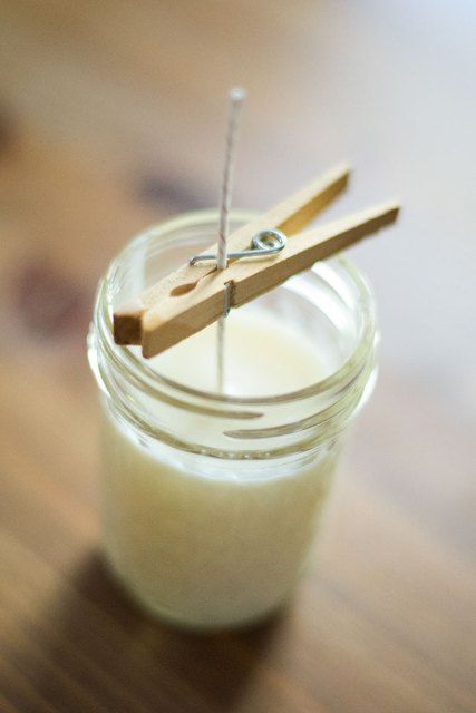 Diy Mosquito Repellent Candle, Insect Repellent Candles, Bug Repellent Candles, Mosquito Repellent Candle, Diy Mosquito Repellent, Simple Candle, Citronella Oil, Easy Candles, Insect Pest