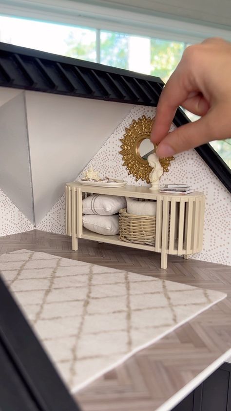 Tiny Dollhouse Diy, Diy 1 12 Scale Dollhouse, Barbie Diy Furniture Easy, Dollhouse Nightstand Diy, Doll House Accesories Diy, Easy Dollhouse Diy, 1 16 Scale Miniatures Diy, How To Make Barbie Furniture, Dollhouse Diy Ideas Miniature Furniture