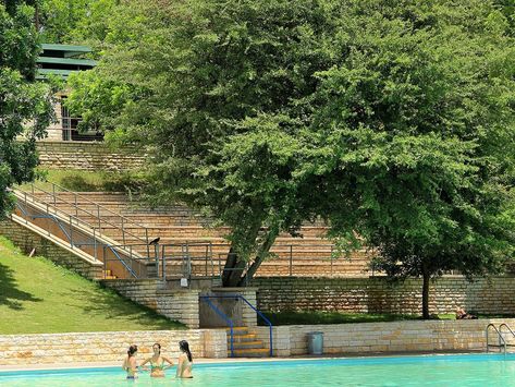 26 beautiful Texas swimming holes, pools and lakes in driving distance of San Antonio Krause Springs, Garner State Park, Texas Swimming Holes, Jacobs Well, Texas Summer, Barton Springs, Texas Parks, Blue Hole, Natural Pool