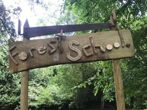 Forest School Eyfs Areas, School Outdoor Classroom, School Outdoor Area, Cabin Nursery, Forest School Activities, Outdoor Play Spaces, School Site, Farm School, Outdoor Play Areas