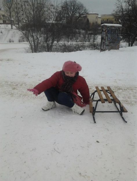 Eastern Europe Winter, European Childhood, Russian Childhood, Slavic Childhood, Romania Aesthetic, Childhood Aesthetic, I Miss My Family, East Europe, Europe Winter