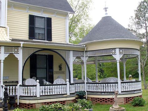 Wrap Around Screen Porch, Gazebo Front Porch, Attached Gazebo, Round Front Porch, Yellow Porch, Corner Gazebo, Gazebo Porch, Dream Porch, Porch Gazebo