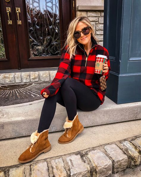 Buffalo Plaid Outfit, Holding A Cup Of Coffee, Plaid Outfit, Leggings Outfit Winter, Plaid Hoodie, Boating Outfit, Plaid Outfits, Nike Sweatshirts, A Cup Of Coffee