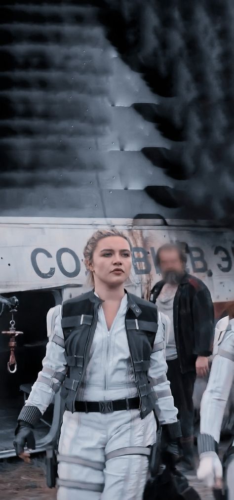 yelena belova, crimson widow wallpaper from black widow movie Black Widow Sister, Florence Pugh Yelena Belova, Marvel Phone Wallpaper, Black Widow Movie, Yelena Belova, Marvel Cast, Man Movies, Florence Pugh, Black Widow