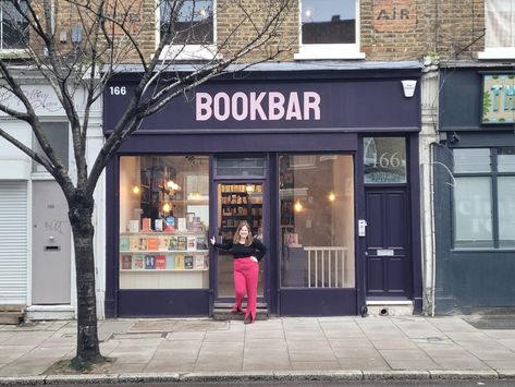 London Places To Eat, Gluten Free London, Bookshop Café, Bars In London, Second Hand Bookstore, Library Cafe, London Cheap, London Cafe, Small Coffee Shop