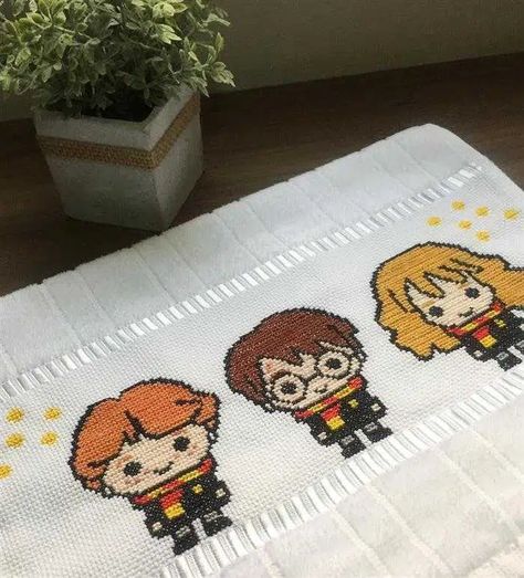 Harry Potter Love, Harry Potter, Instagram Profile, Kids Rugs, Embroidery, Disney, Crochet, On Instagram