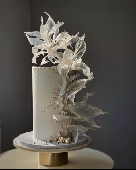 Contemporary Cake, Paper Cakes, Wafer Paper Cake, Elegant Birthday Cakes, Modern Cakes, Classic Wedding Cake, Luxury Wedding Cake, Dream Wedding Cake, Paper Decoration