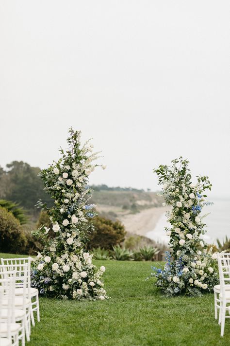 Beach view wedding ceremony @RCBacaraSantaBarbara @sydneynoellephoto @janealexandraevents Simple Outdoor Wedding Decor, Beach View Wedding, Ceremony Arch Flowers, Planning 2023, Arches Wedding, Bougainvillea Wedding, Hot Pink Wedding, Wedding Arches Outdoors, Wedding Alters