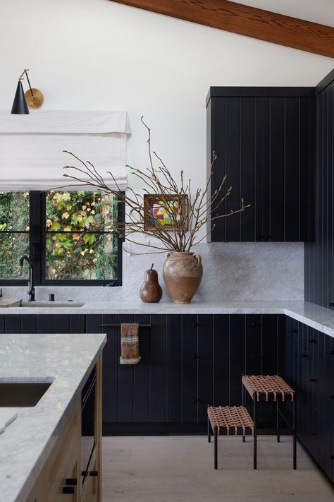 51 Kitchen Backsplash Ideas for Every Kind of Aesthetic | Architectural Digest Dark Kitchens, Thomas Hayes, Natural Stone Backsplash, Moody Kitchen, Stage Coach, Blue Backsplash, Kitchen Backsplash Designs, Stone Backsplash, Backsplash Designs